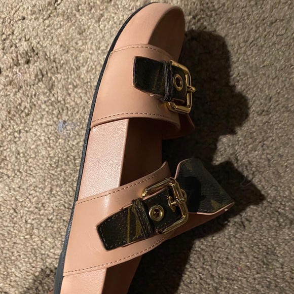 Louis Vuitton Bom Dia Mules Sandals - Picture 7 of 7